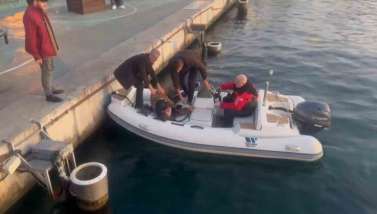 Kadıköy’de denize düşen alkollü olduğu iddia edilen vatandaştan ilginç cevap: “Allah beni boğmuyor”