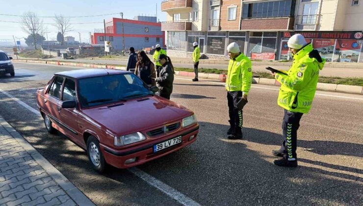 Malkara polisi uygulamada vatandaşların yeni yılını kutladı