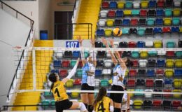 Okul Sporları Voleybol Yıldızlar grup müsabakaları başladı