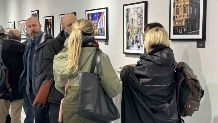 “Pera’dan Beyoğlu’na Fotoğraf Sergisi” sanatseverlerle buluştu