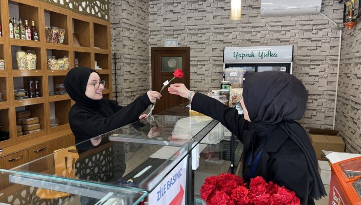 Sakarya Büyükşehir vatandaşların kandil sevincini paylaştı