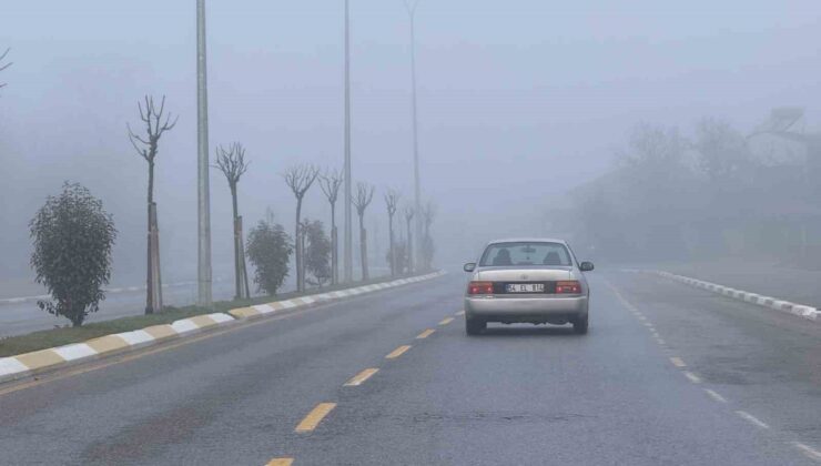 Sakarya’da sis etkili oluyor
