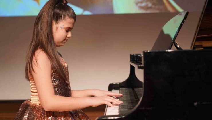 Sanat Akademisi kursiyerleri Bursa’da hünerlerini sergiledi
