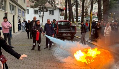 SUBÜ personel ve öğrencilerine yangın eğitimi verildi