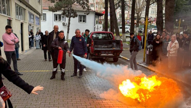 SUBÜ personel ve öğrencilerine yangın eğitimi verildi