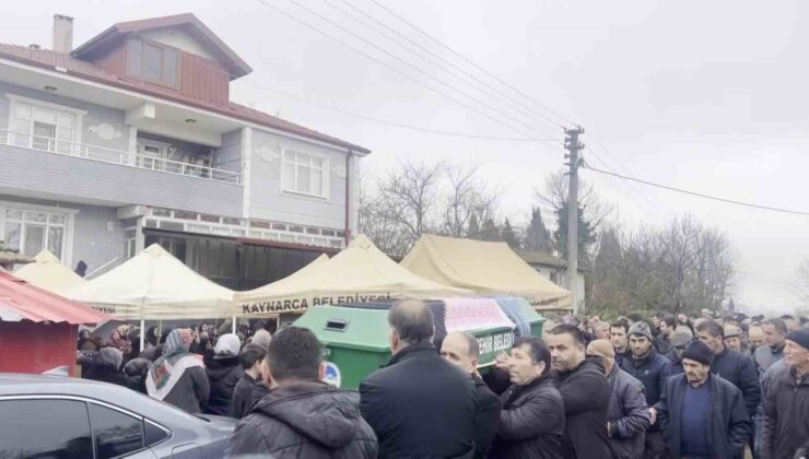 Trafik kazasında ölen 14 yaşındaki kız son yolculuğuna uğurlandı