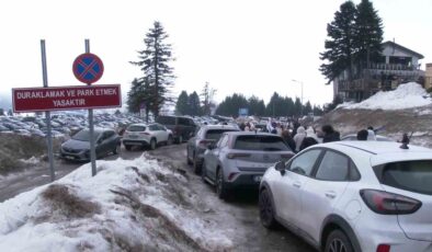 Uludağ’da sömestr öncesi otopark kaosu