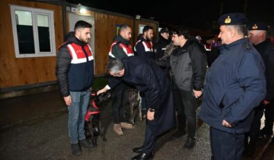 Vali Sezer görev başındaki kamu personeliyle bir araya geldi