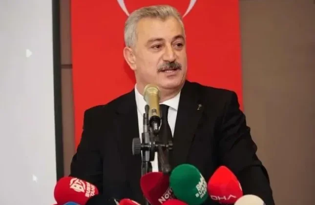Aslan: Milletimizin iki seçenek arasına sıkıştırılmasına müsaade etmeyeceğiz!