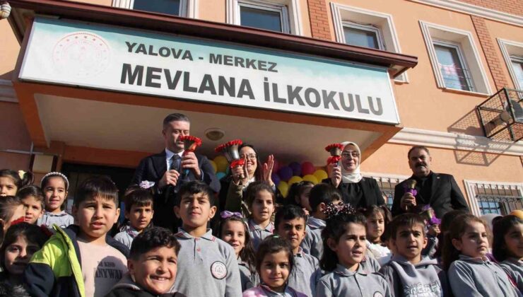 Yalova’da yarıyıl karne töreni