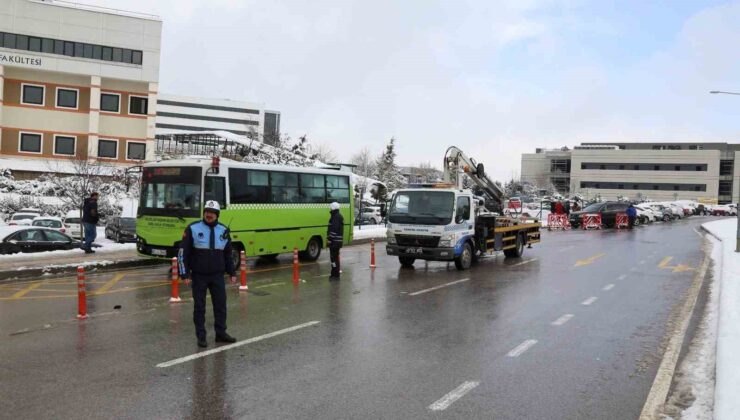 Zabıta, 2 bin 736 aracı çekti