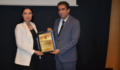 EĞİTİMDE VİZYONUN ADI: TAC KOLEJLERİ GENEL MÜDÜRÜ AYŞE YILDIZ’A “EĞİTİMDE LİDERLİK VE VİZYON ÖDÜLÜ”