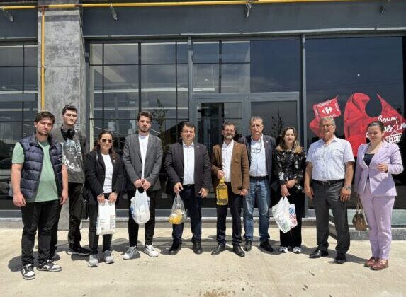 CHP’li Hasan Öztürk ve Özgür Şahin Markette Enflasyon Gerçeğini Ortaya Koydu: “TÜİK’le Değil ENAG’la Örtüşüyor”