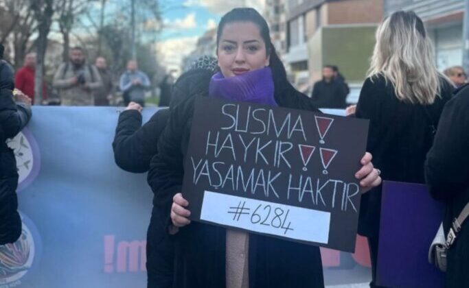 Gazeteci Özge Demir’den Özgür Özel’e Yapılan Saldırıya Sert Tepki: “Bu, Açıkça Faşizmdir!”