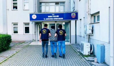 Vatandaşları hedef alan 3 şüpheli kıskıvrak yakalandı, 138 bin TL iade edildi!