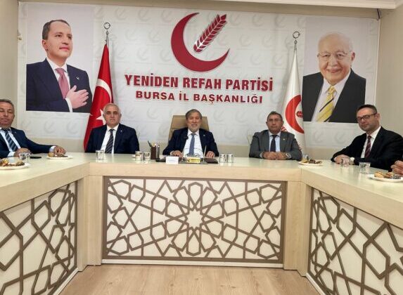 Yeniden Refah Partisi Bursa İl Başkanı Mehmet Kaygusuz: “Millet geçinemiyor, hükümet seyrediyor!”