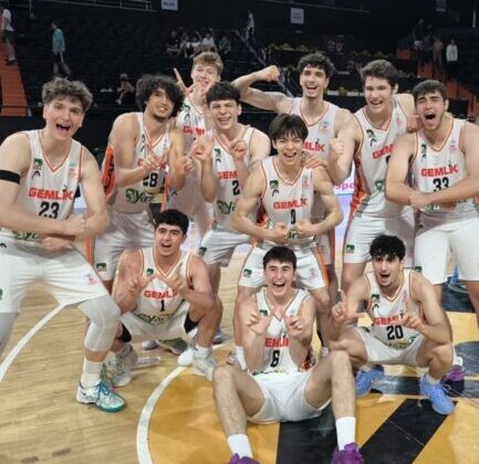 Şampiyon Gemlik Basketbol