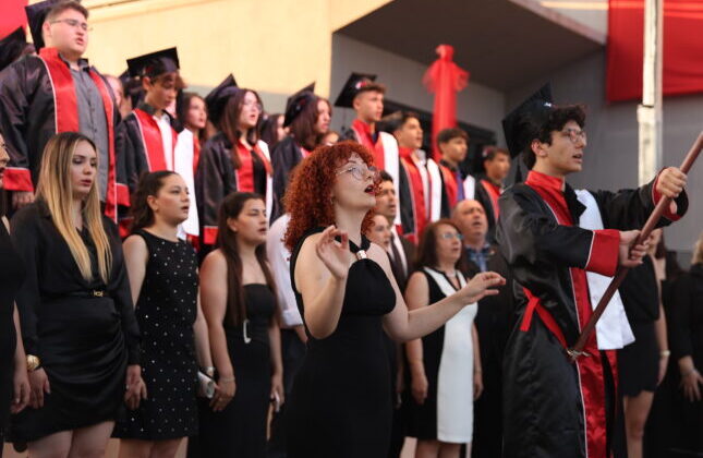 İspat Eğitim Kurumları’nda Mezuniyet Coşkusu: “Yeni Hayatlara Gururla Uğurluyoruz”