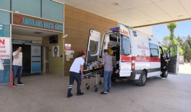 Mobilya Fabrikasında Kaza: Devrilen Suntaların Altında Kalan İşçi Yaralandı