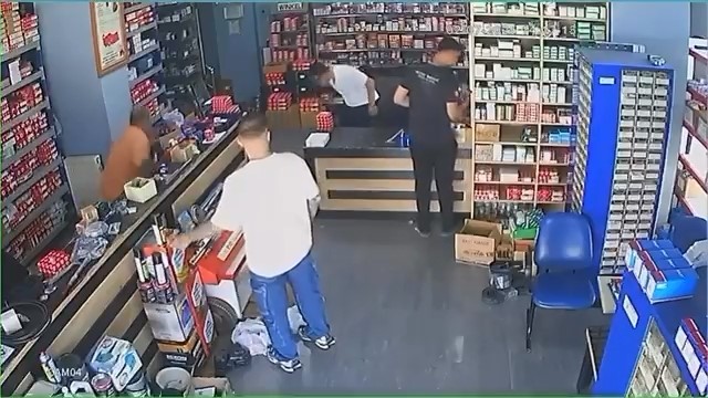 Sanayide Sprey Şakası Deprem Korkusu Yarattı