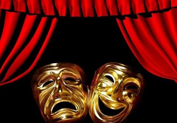 Gazeteci Mehmet Ali Ekmekçi Sahneye Çıktı: Sahne Işıkları Bu Kez Minik Kalpler İçin Yandı!