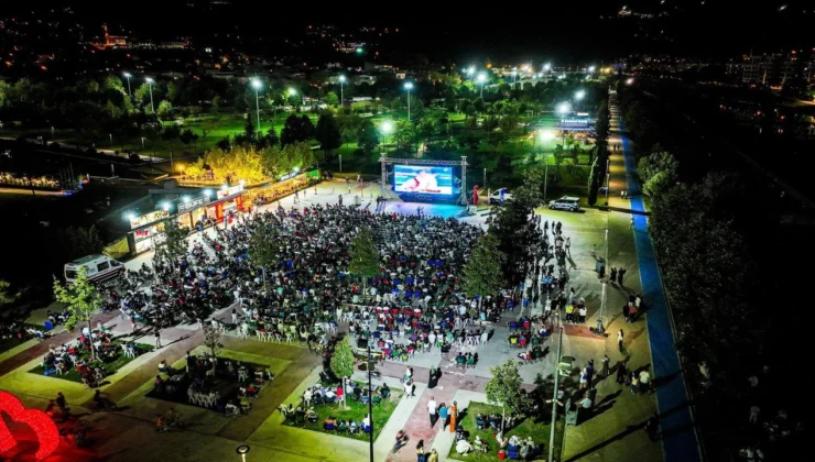 Bursa’da kalpler, 12 Dev Adam için attı