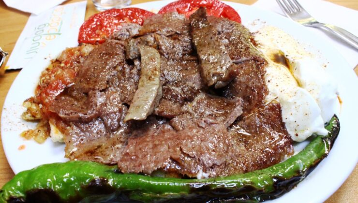 Bursa’da Yaşayıp Hâlâ Bursa Kebabı Yemeyen Var mı?