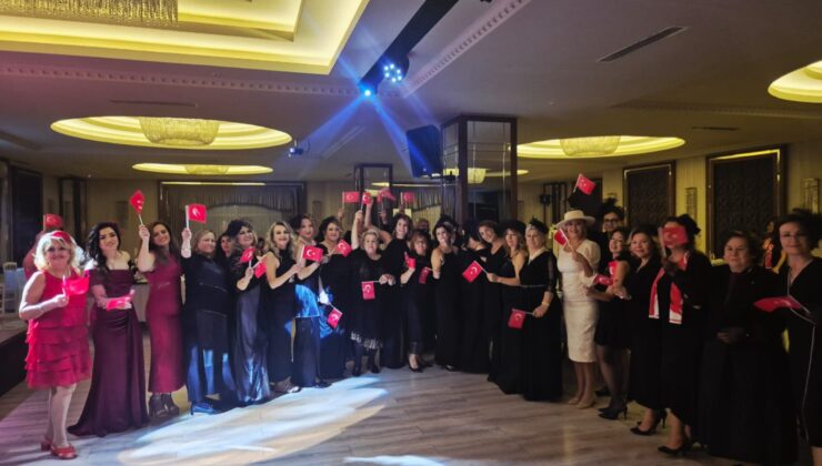 “Şapka Devrimi’nin 100. Yılında Cumhuriyet”