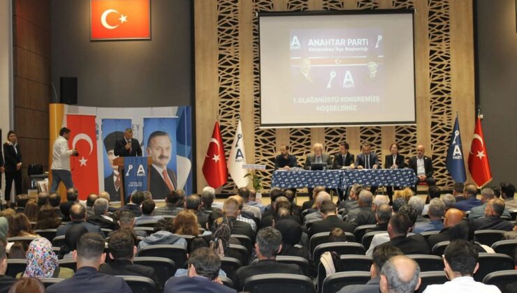 Anahtar Parti’den Karacabey’de Gövde Gösterisi! Salona Sığmayan Kongrede Yıldırım Güven Tazeledi