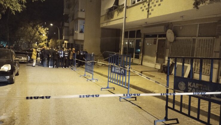 Kartal’da binanın kolonlarında çatlaklar oluştu: Bina tahliye edildi
