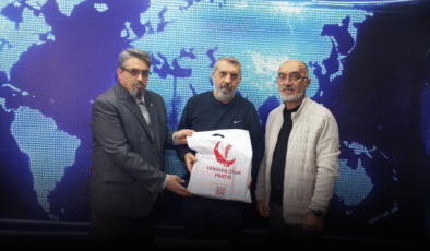 Ali Yüksel: Değerli gazeteci Tarık Şeker’e geçmiş olsun dileklerimizi ilettik