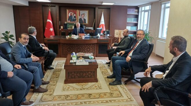 Hür-Sen Heyetinden Kocaeli Müftüsü’ne Teşekkür Ziyareti