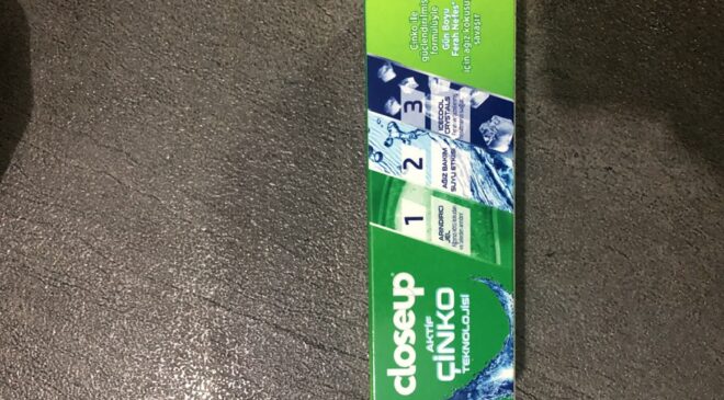 Bekar’dan Sert Tepki: “Boykot Edilen Diş Macununu Halkı Aptal Yerine Koyarak Dağıtan…”