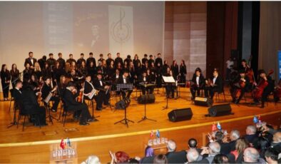 Zeki Müren’in 94. Doğum Gününde Bursa’da Anlamlı Anma Gecesi