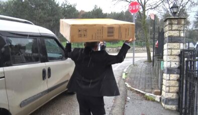 Kar ve soğuğa rağmen umut taşıyor, bin 24 tekerlekli sandalye ihtiyaç sahiplerine ulaştı