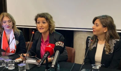 Bursa’da Kadının Seçme ve Seçilme Hakkı Gündemli Özel Etkinlik: “İnsan Kadın”