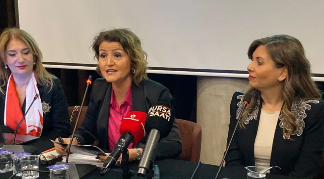 Bursa’da Kadının Seçme ve Seçilme Hakkı Gündemli Özel Etkinlik: “İnsan Kadın”