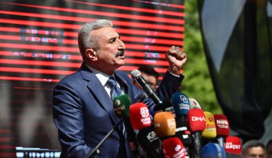 CHP Bursa İl Başkanı Nihat Yeşiltaş’tan yeni yıl mesajı: Karanlık dönemi birlikte aşacağız