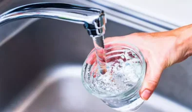 Gemlik’te, Bursa’da ve ne yazık ki Türkiye’nin dört bir yanında halkımızın en temel yaşam hakkı olan su, artık lüks haline getirilmiştir.