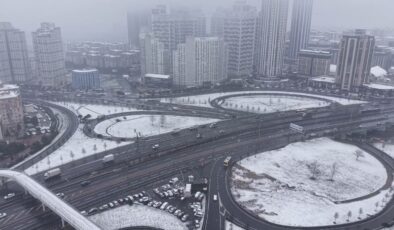 Beyaza bürünen Esenyurt havadan görüntülendi