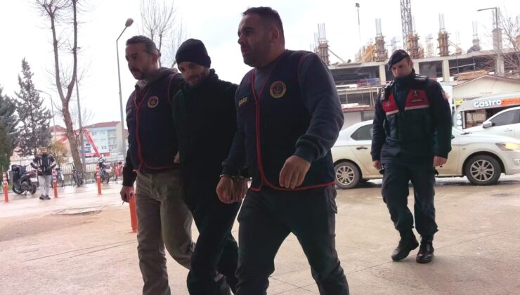 Tekel bayiye tüfekle ateş açıp 2 kişiyi yaralayan cezaevi firarisi yakalandı