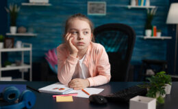 “Yerinde Duramayan Çocuk” Demek Asıl Sorunun Üzerini Örtüyor