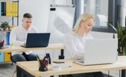 Hareketsiz Yaşam Alarm Veriyor: Uzmanlardan Ofis ve Ev Çalışanlarına Kritik Uyarılar