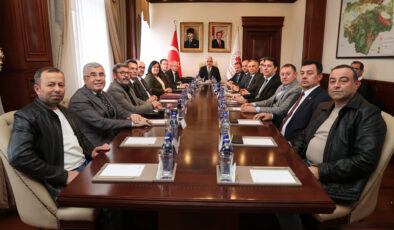 CHP BURSA İL BAŞKANI NİHAT YEŞİLTAŞ: TÜRKİYE CUMHURİYETİ BİR PARTİ DEVLETİ DEĞİLDİR HİÇBİR ZAMAN DA OLMAYACAKTIR