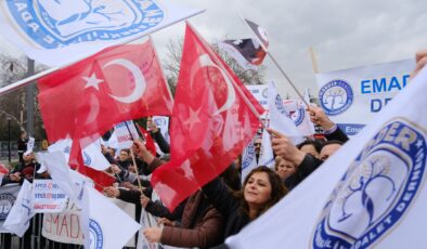 “Adaletsizlik Karşısında Duruşumuzu Değiştirmeyeceğiz”