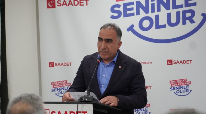 Saadet Partisinden Altın Plaket!