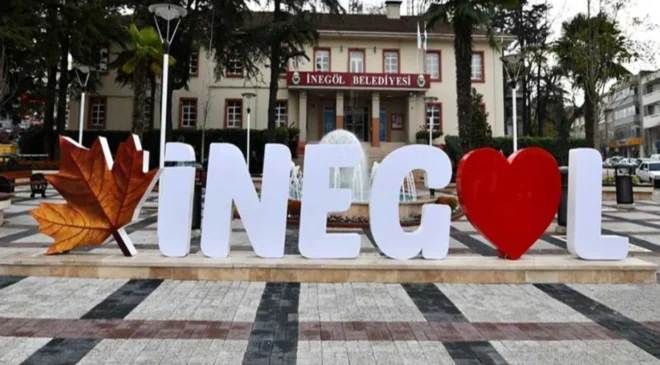 “Bu İlçe Sorunlar Altında Eziliyor, Kimse Görmezden Gelemez”