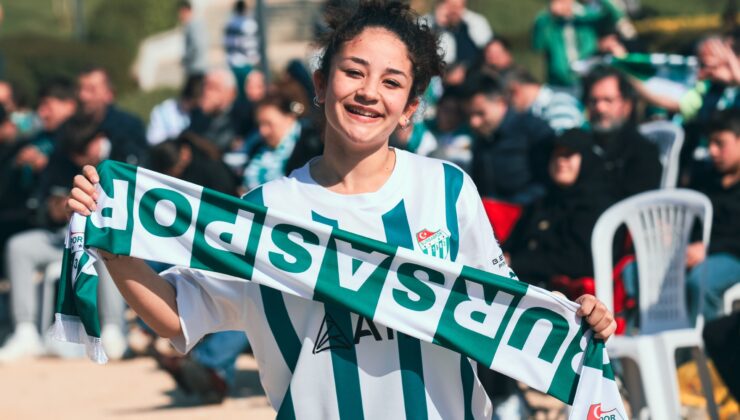Bursa’da dev ekranda Bursaspor coşkusu!