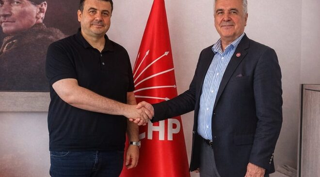 Siyasi İstişare Trafiği Sürüyor