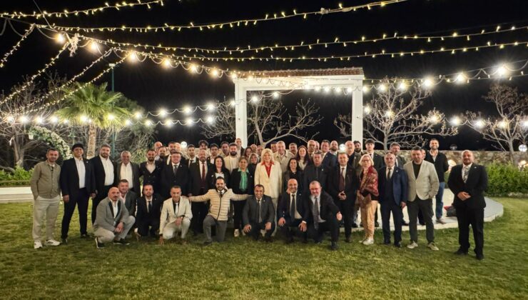 Türkiye’nin Özgürce Ayaklarının Üstüne Basması İçin Çalışıyoruz!